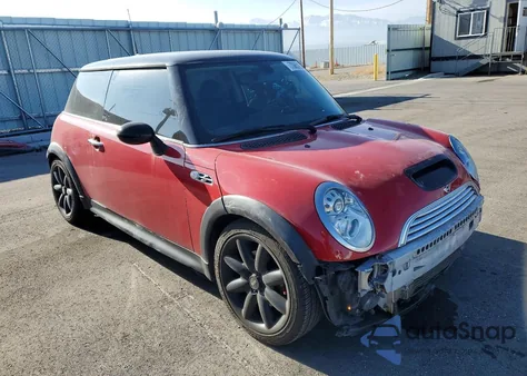 2006 Mini Cooper S z USA, uszkodzony, nr VIN WMWRE33526TJ40220